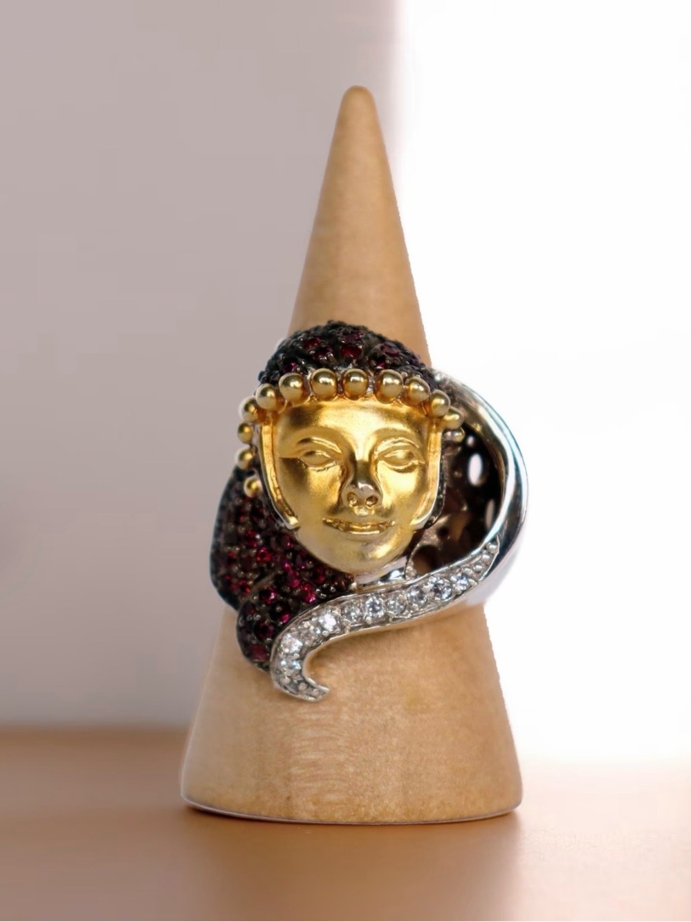 Gold-Plated Sterling Silver Face Ring: Vintage Inspired Cubic Zirconia